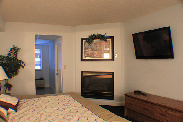 Bedroom Condo : River Place Condos - Pigeon Forge