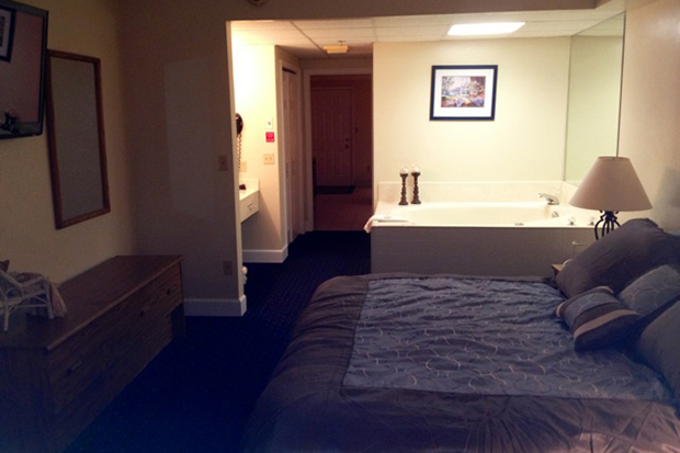 Bedroom Condo : River Place Condos - Pigeon Forge